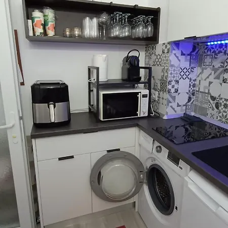 Apartament Madalina 公寓
